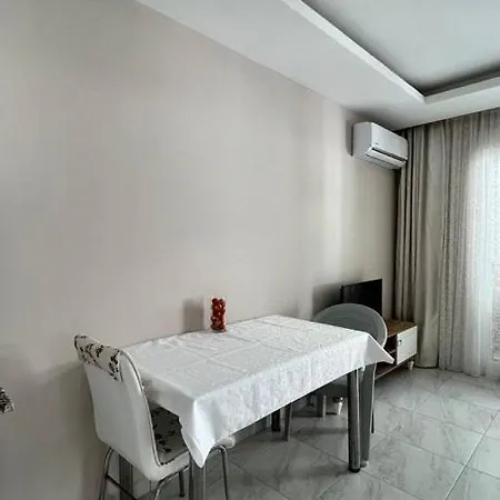 Διαμέρισμα 1+1 в махмутларе Αλάνια